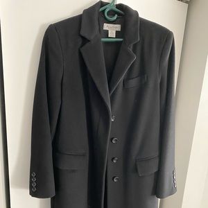 Brooks Brothers, calf length, 100% wool, dry clean only, Size 8.
